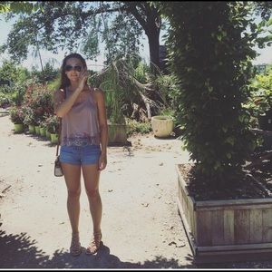 Meet your Posher, Kara